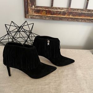 Sam Edelman Kandice black suede booties w/fringe